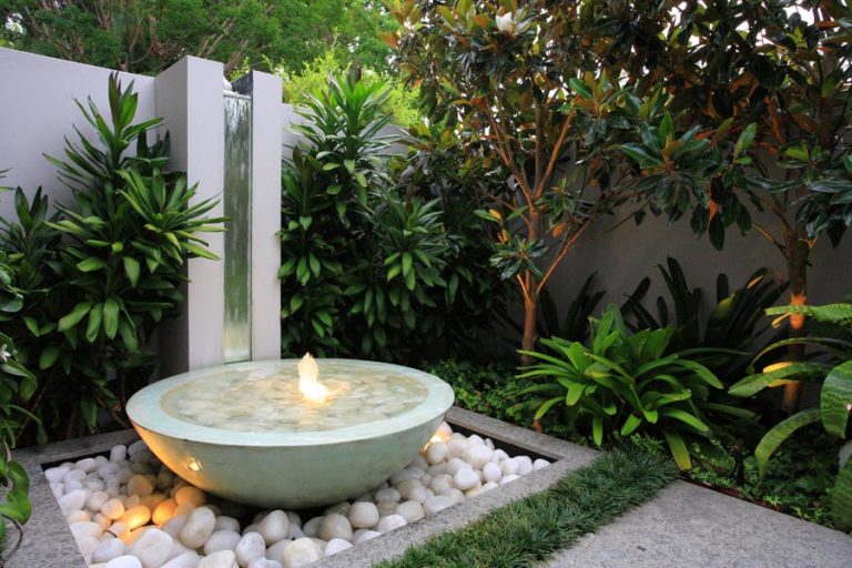 Fonte para jardim: 30 Fontes lindas e onde comprar 2026